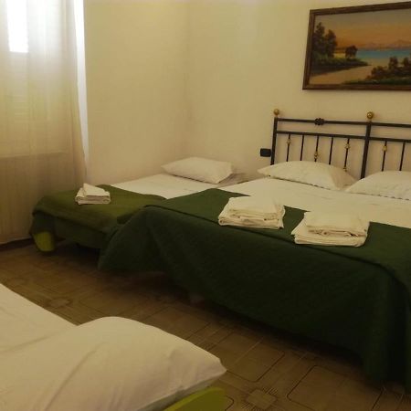 La Casa Di Mela Apartment Леверано Екстериор снимка